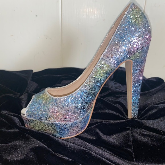 Steve Madden Glam Spark Heels 👠 - Picture 3 of 9